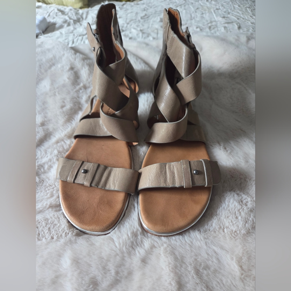 Gentle Souls Tan Women's Sandals